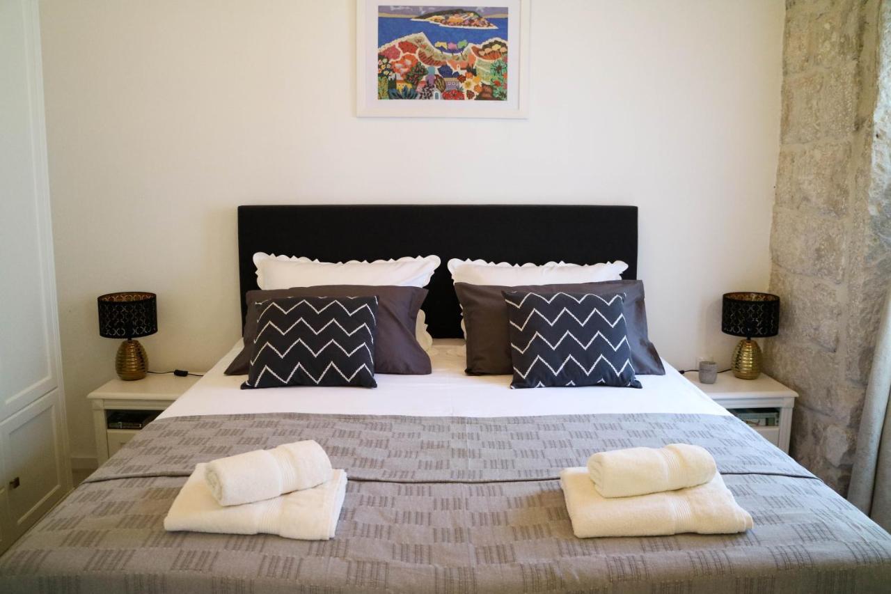Sessa's Palace Apartman *