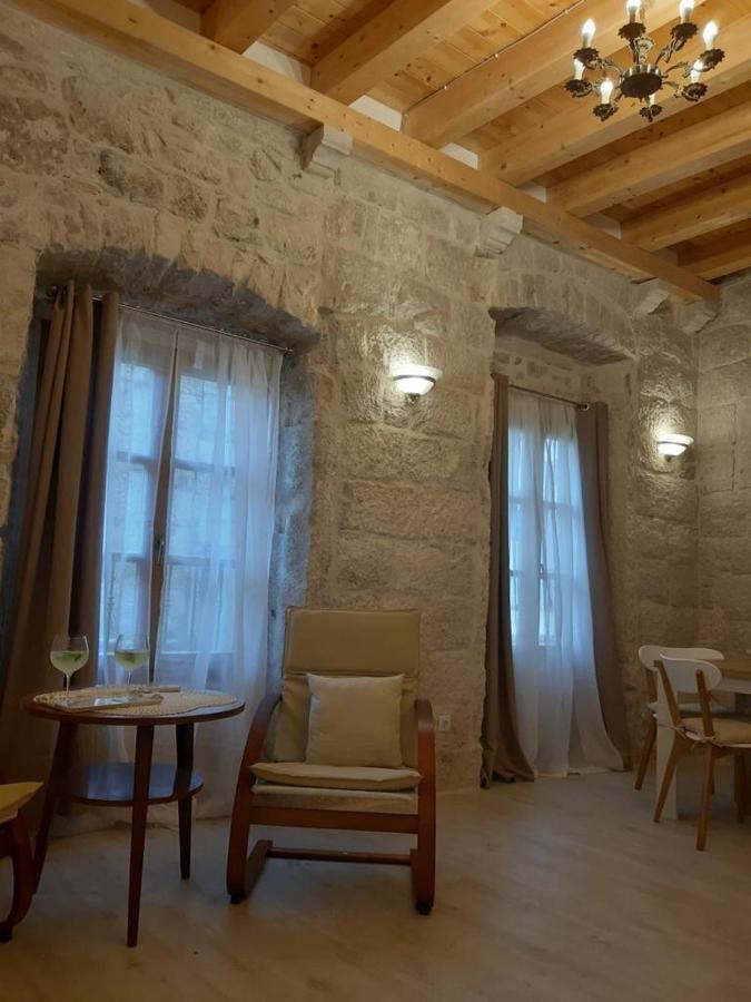Apartment Sessa's Palace *