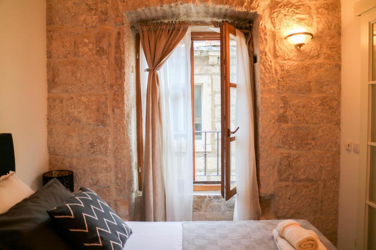 Apartment Sessa's Palace *